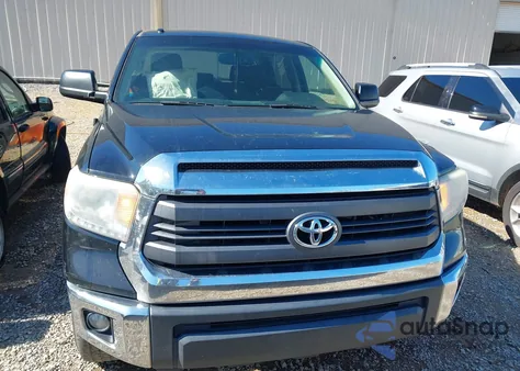 2015 Toyota Tundra Sr5 5.7L V8 из США, поврежденный, VIN 5TFDW5F11FX436921